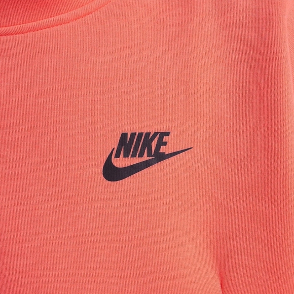NWT Nike Tech Fleece Oversized Hoodie, Girls Med & Lg - Picture 3 of 8
